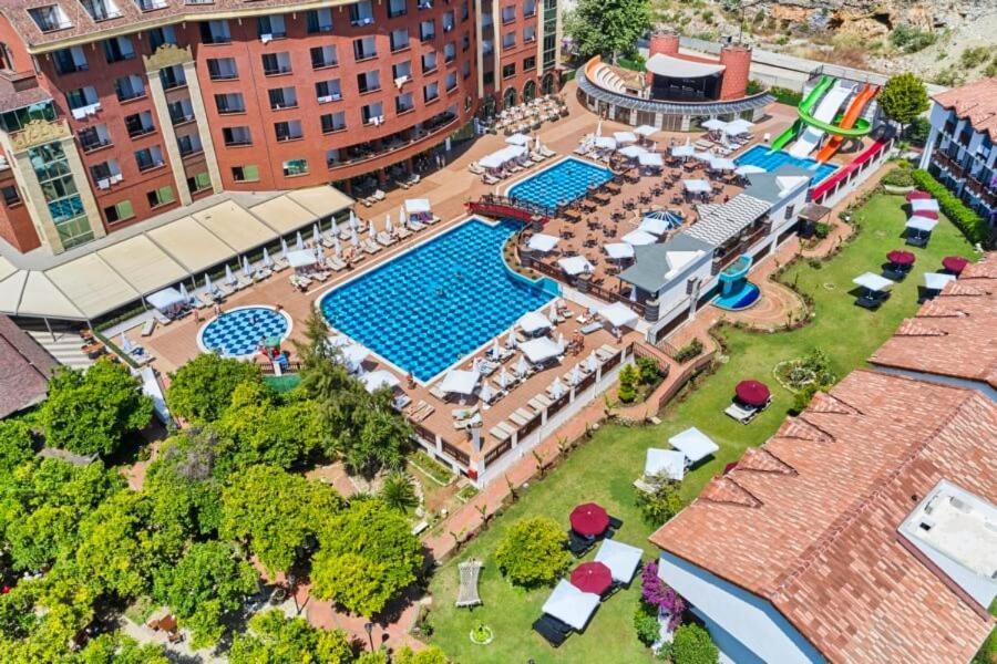 Noxinn Hotels Club Ultra All Inclusive Konaklı Esterno foto