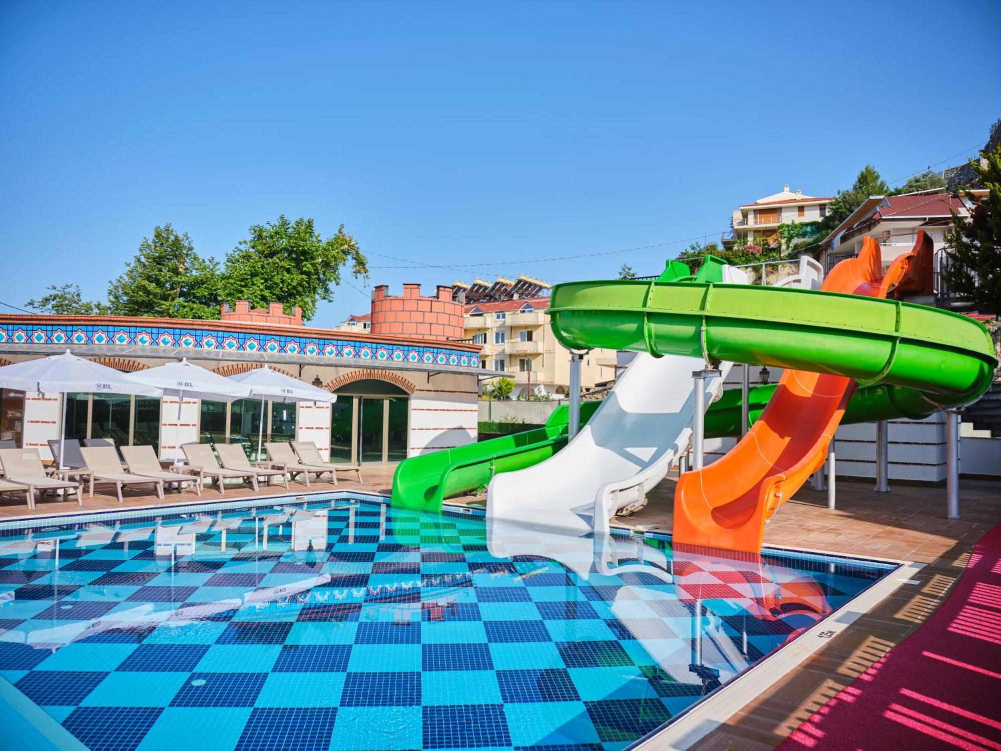 Noxinn Hotels Club Ultra All Inclusive Konaklı Esterno foto