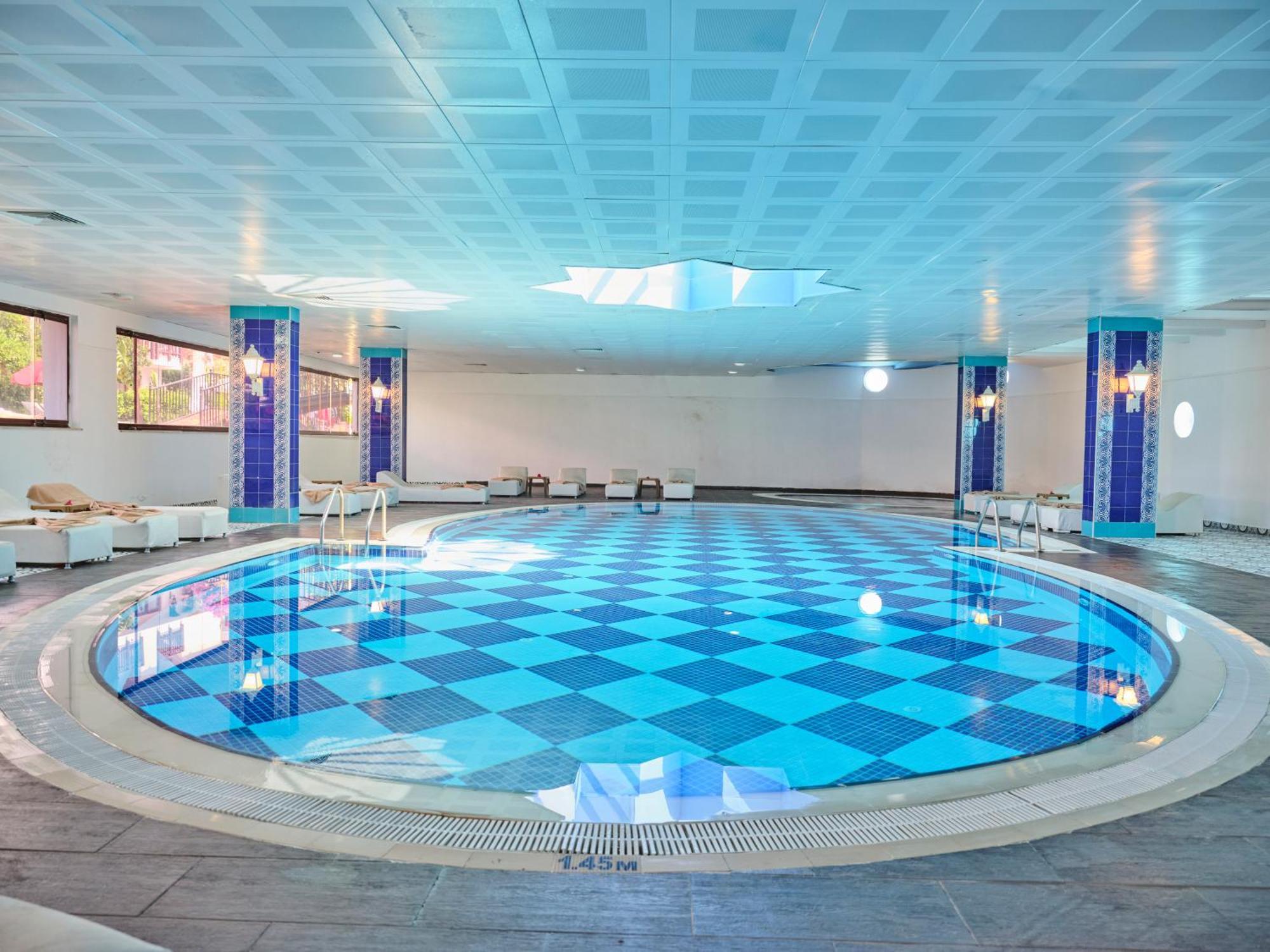 Noxinn Hotels Club Ultra All Inclusive Konaklı Esterno foto