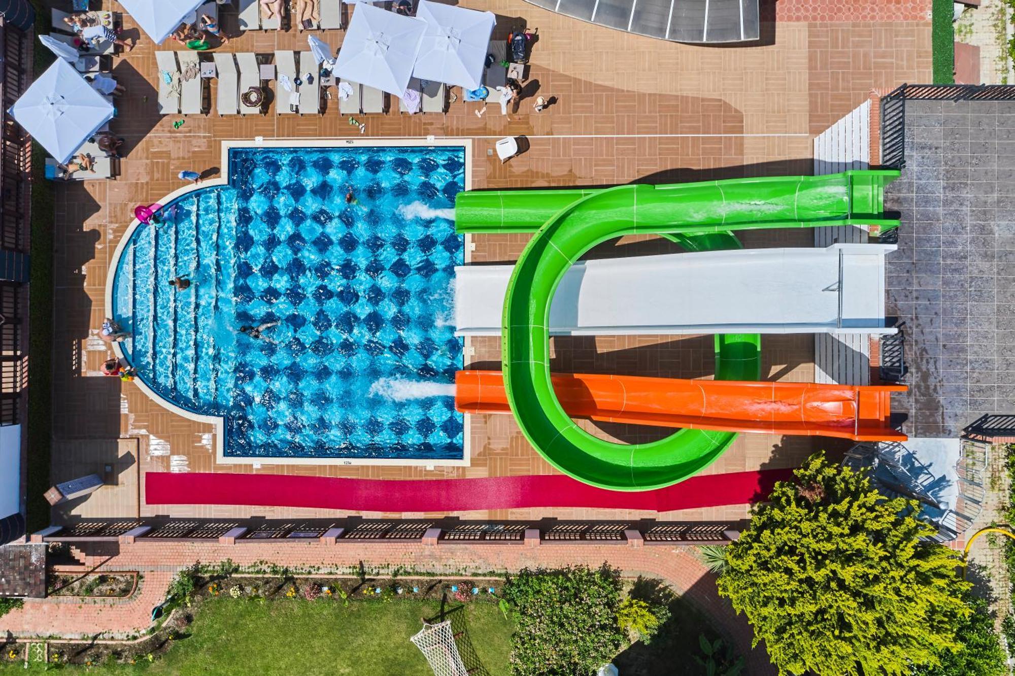 Noxinn Hotels Club Ultra All Inclusive Konaklı Esterno foto