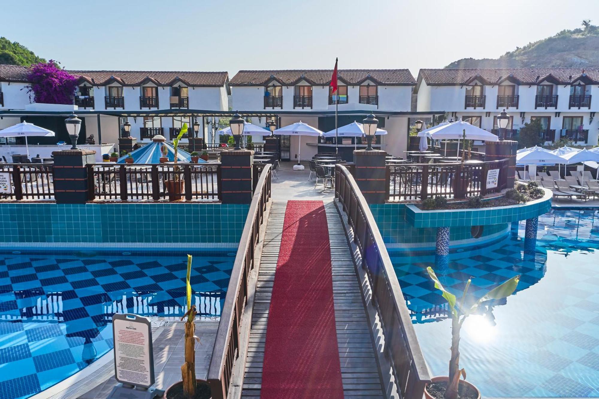 Noxinn Hotels Club Ultra All Inclusive Konaklı Esterno foto